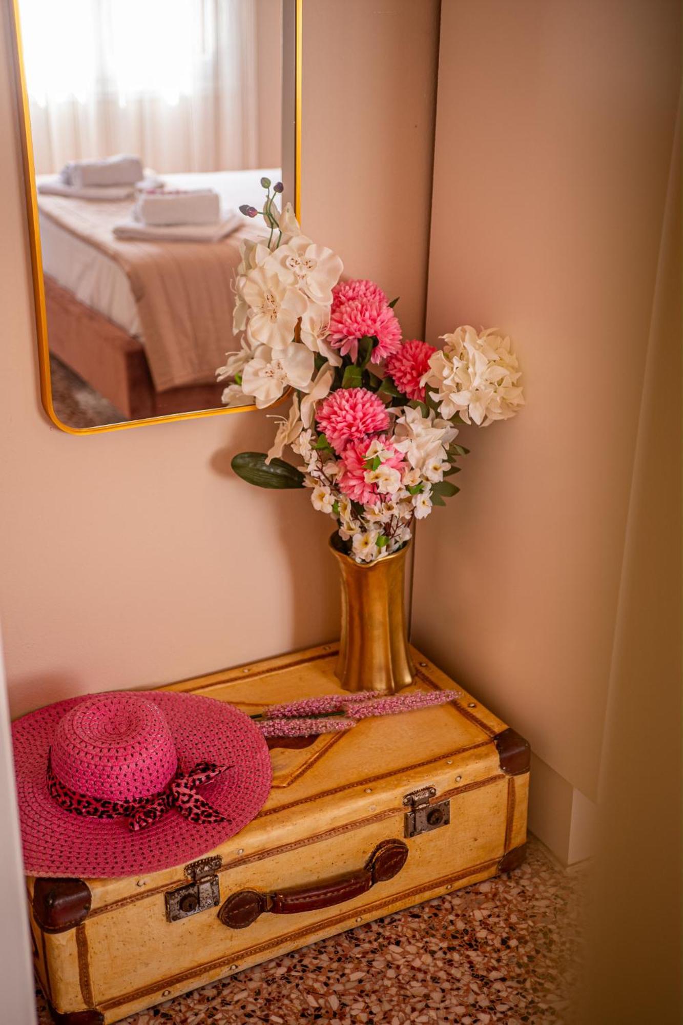 Anmi Hospitality Apartment Ханя Екстериор снимка